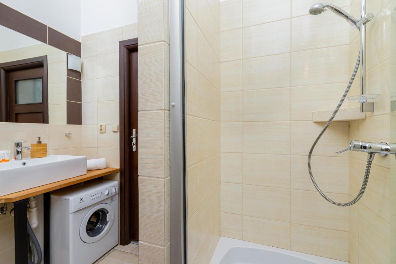 Kazimierz Near Wawel Royal Castle By Renters Krakow